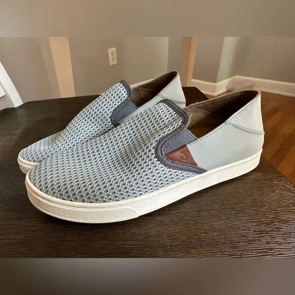 OluKai pehuea loafers